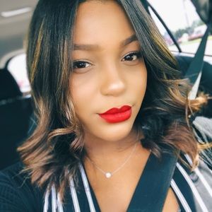 Meet your Posher, Nitzaliz